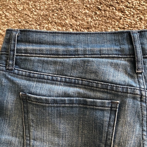 Old Navy “ THE SWEETHEART “ shorts, size 2 - Picture 6 of 11